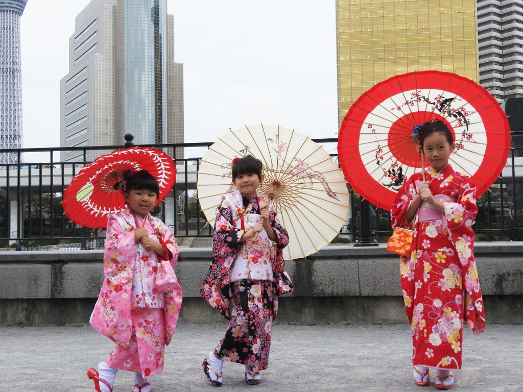 【2024/12/31参加分まで】東京・浅草 華雅 ヘアセット付き着物レンタル