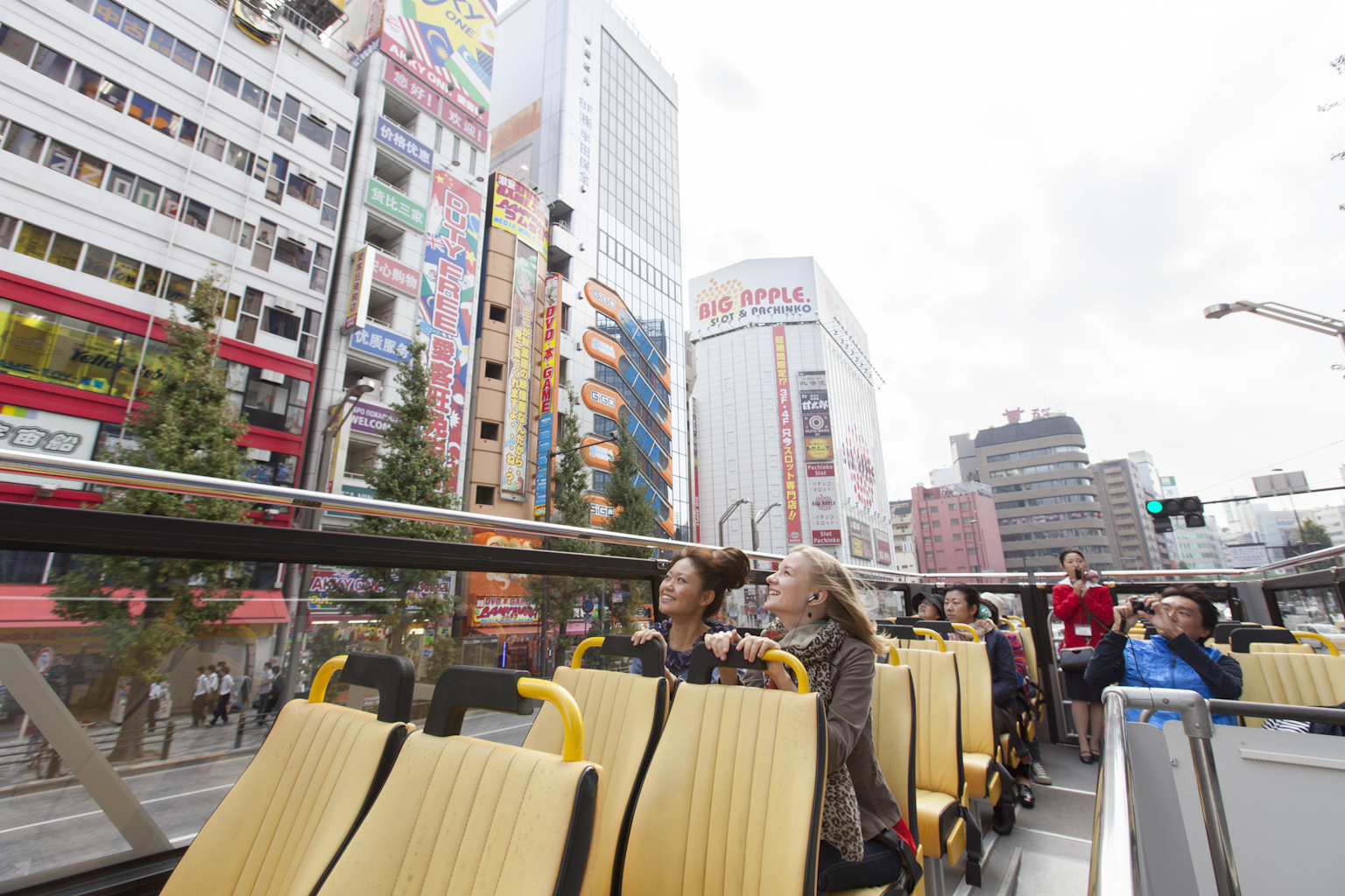 Combo Tickets - Sky Hop Bus & Kimono 1-Day Rental