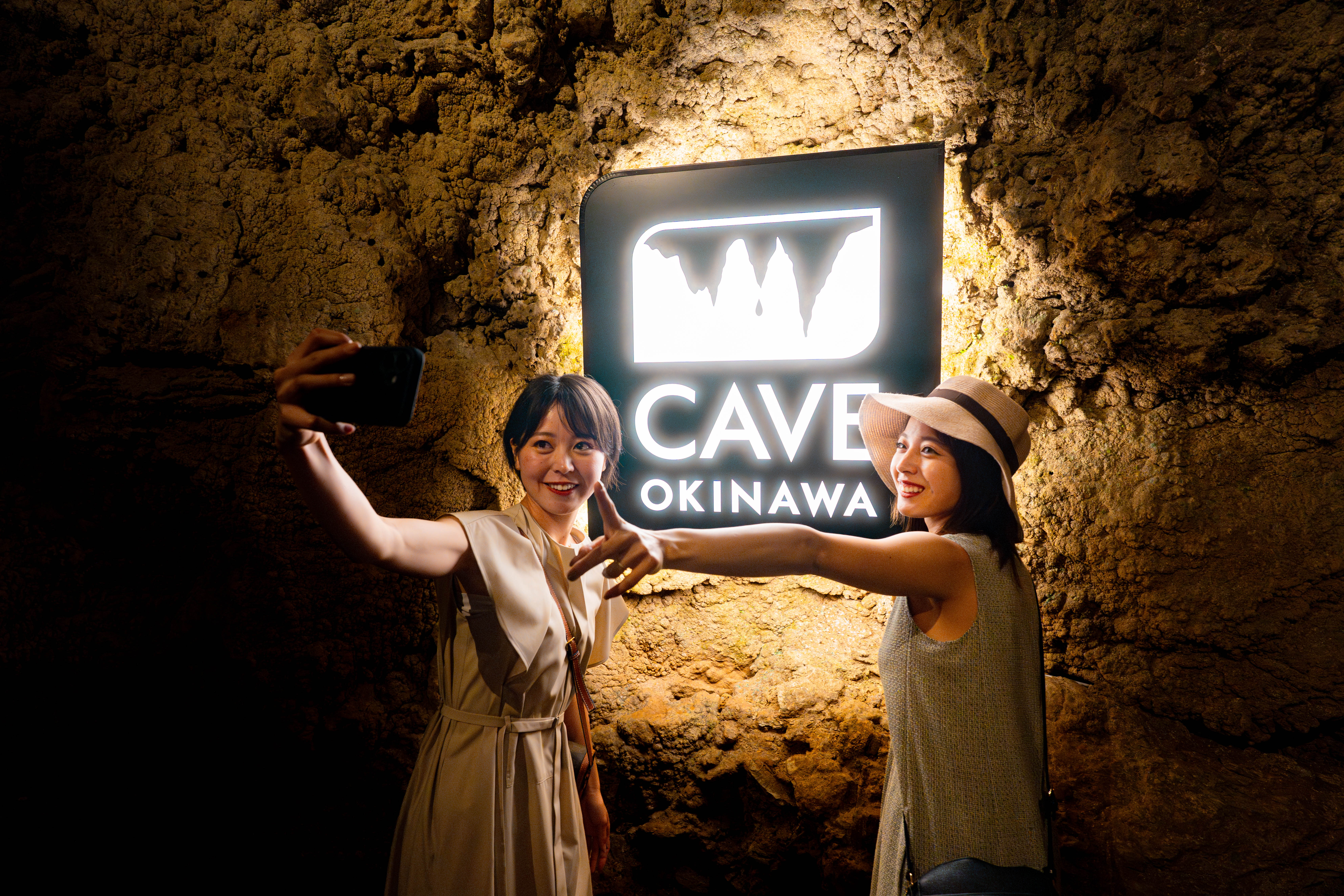 沖縄県 うるま市 CAVE OKINAWA  入場チケット